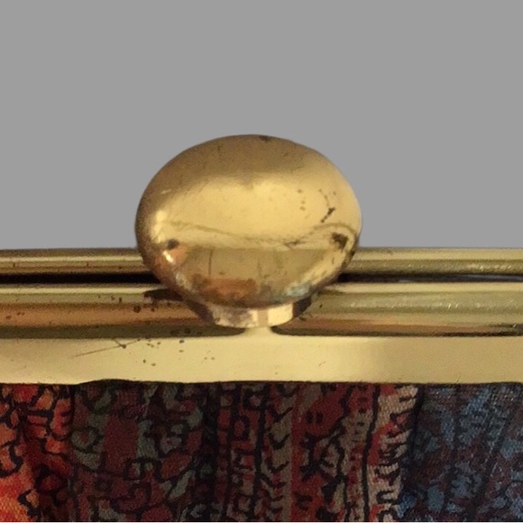 Vintage ROGER VAN S. Frame Kiss Lock Boho Paisley Print Handbag, Leather Handle - Picture 7 of 11